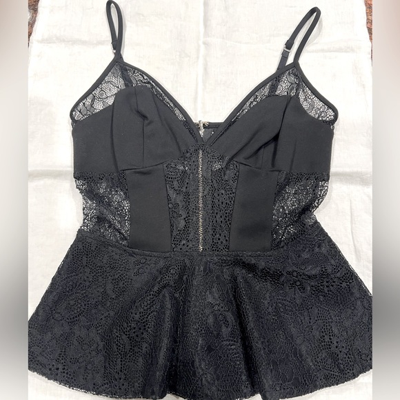 bebe Tops - NWOT Bebe Black Lace inset Plum Tank Sz Xs